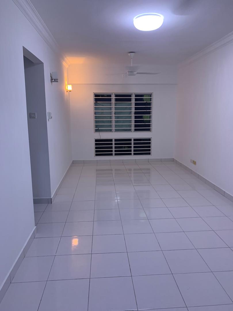 Akasia apartment, Berjaya Park, Shah Alam - photo 2