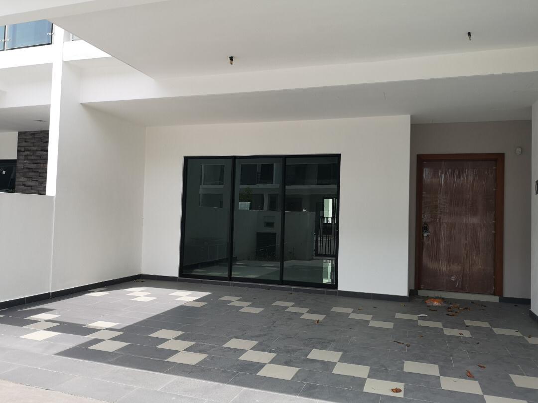 Dumalis Sierra 11 at 16 Sierra Puchong South - photo 2