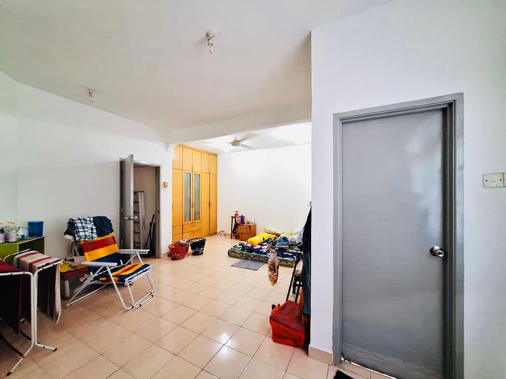 Bandar Putra Permai, Taman Equine, Seri Kembangan - photo 5