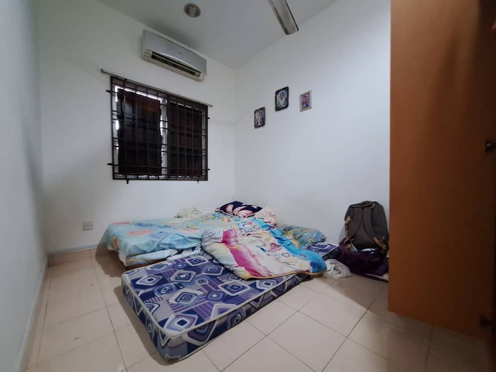 Bandar Putra Permai, Taman Equine, Seri Kembangan - photo 11