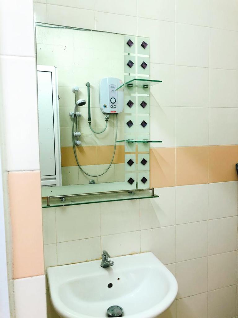Pangsapuri Damai, Shah Alam, Selangor - photo 8