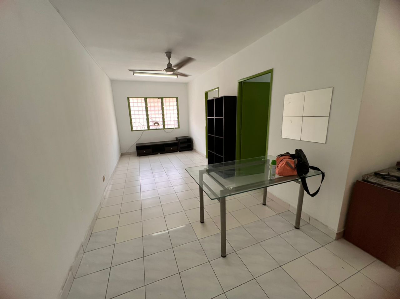 Apartment Idaman, Damansara Damai - photo 2