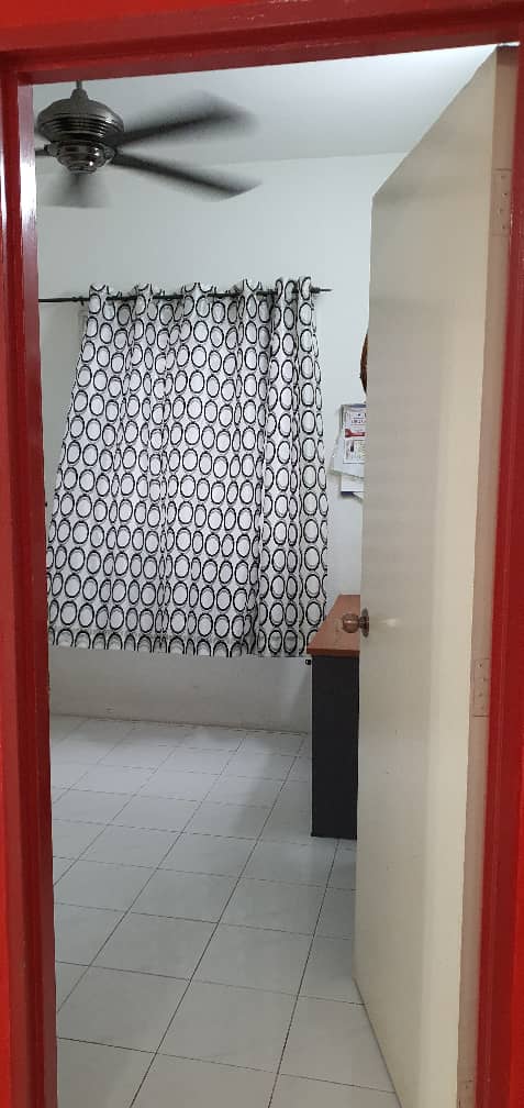 Vista Impiana, Taman Bukit Serdang, Seri Kembangan - photo 9