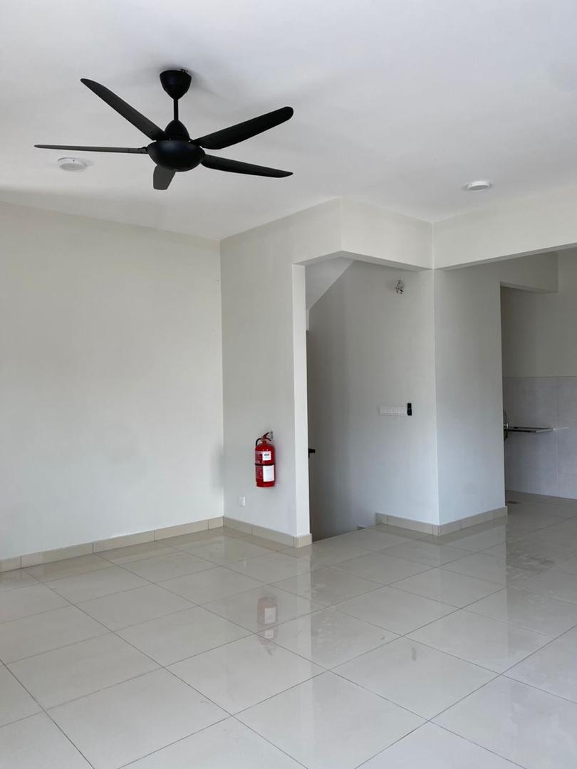 Elegan Townhouse, Taman Putra Perdana, Puchong - photo 10