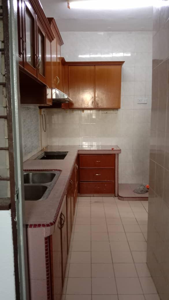 Tropika Apartment, Port Klang, Selangor - photo 2
