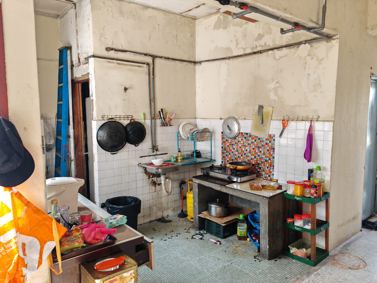 Shop apartment at Jalan Sentul Kuala Lumpur - photo 2