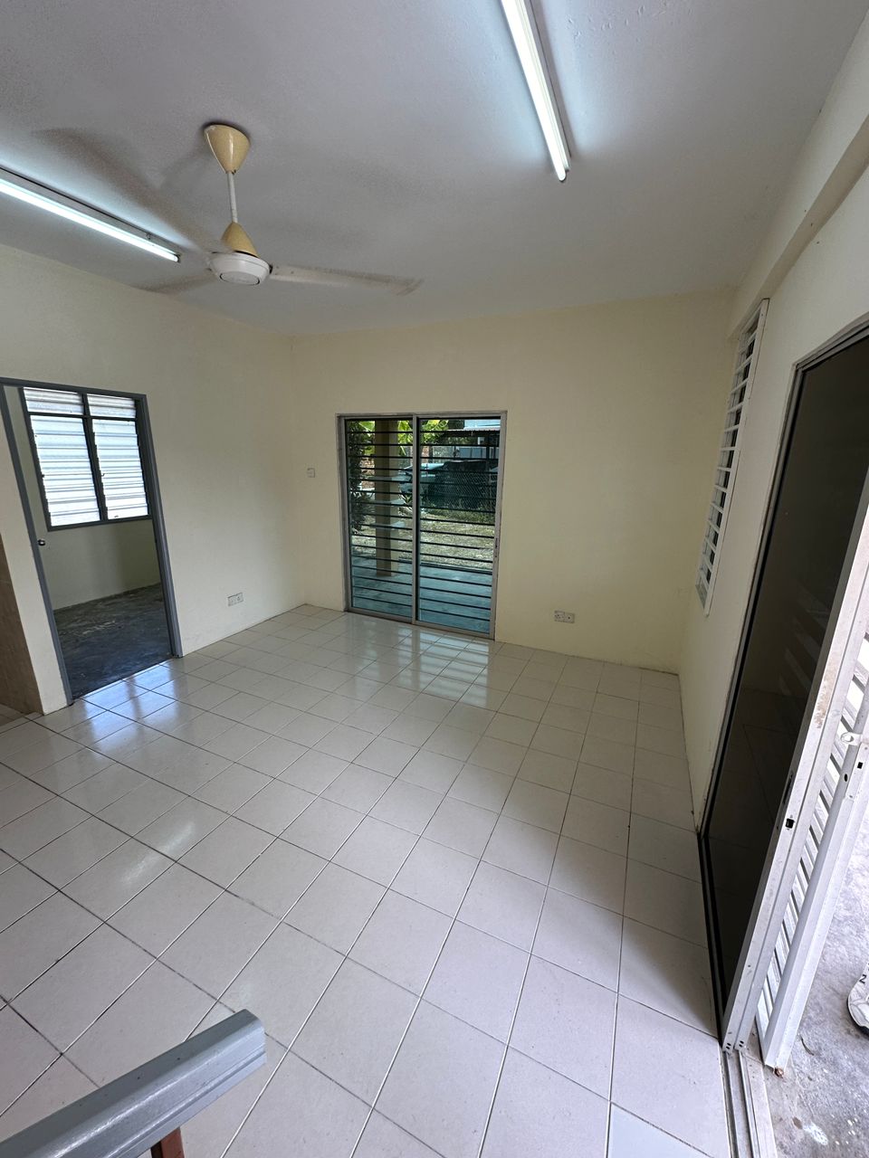 Corner unit Putra perdana puchong - photo 8