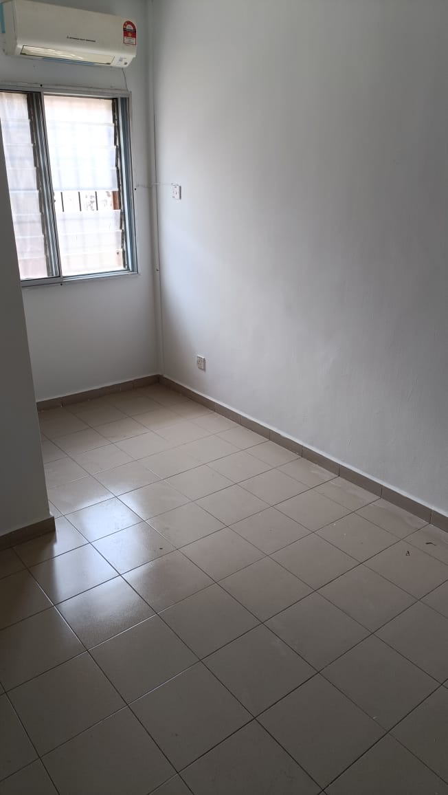 TAMAN PUCHONG UTAMA - photo 10