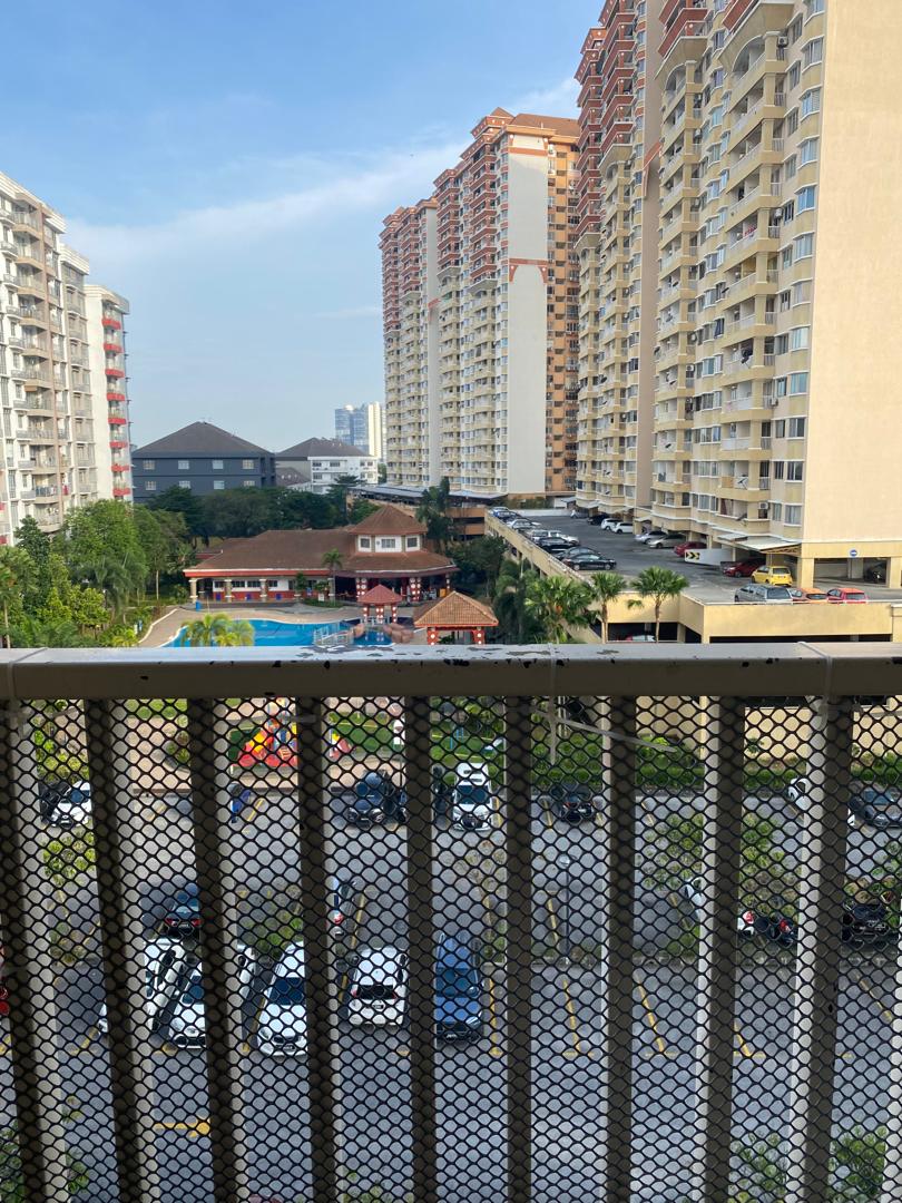 Koi Tropika, Bandar Puteri Puchong, Selangor - photo 3