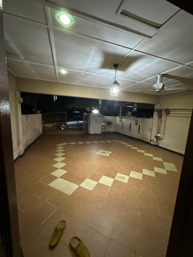 Jalan SP4 Bandar Saujana Putra, Jenjarom, 2 Storey - photo 3