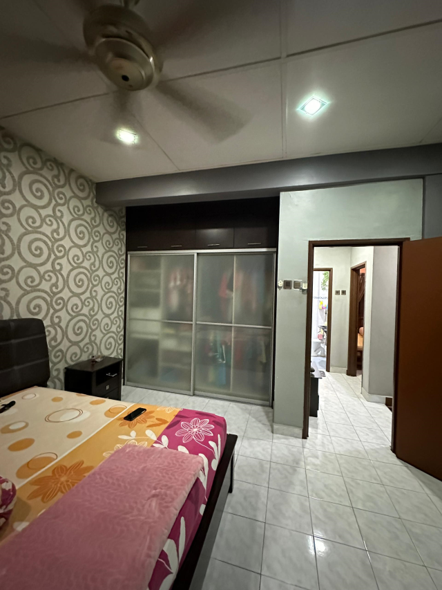 Jalan SP4 Bandar Saujana Putra, Jenjarom, 2 Storey - photo 10