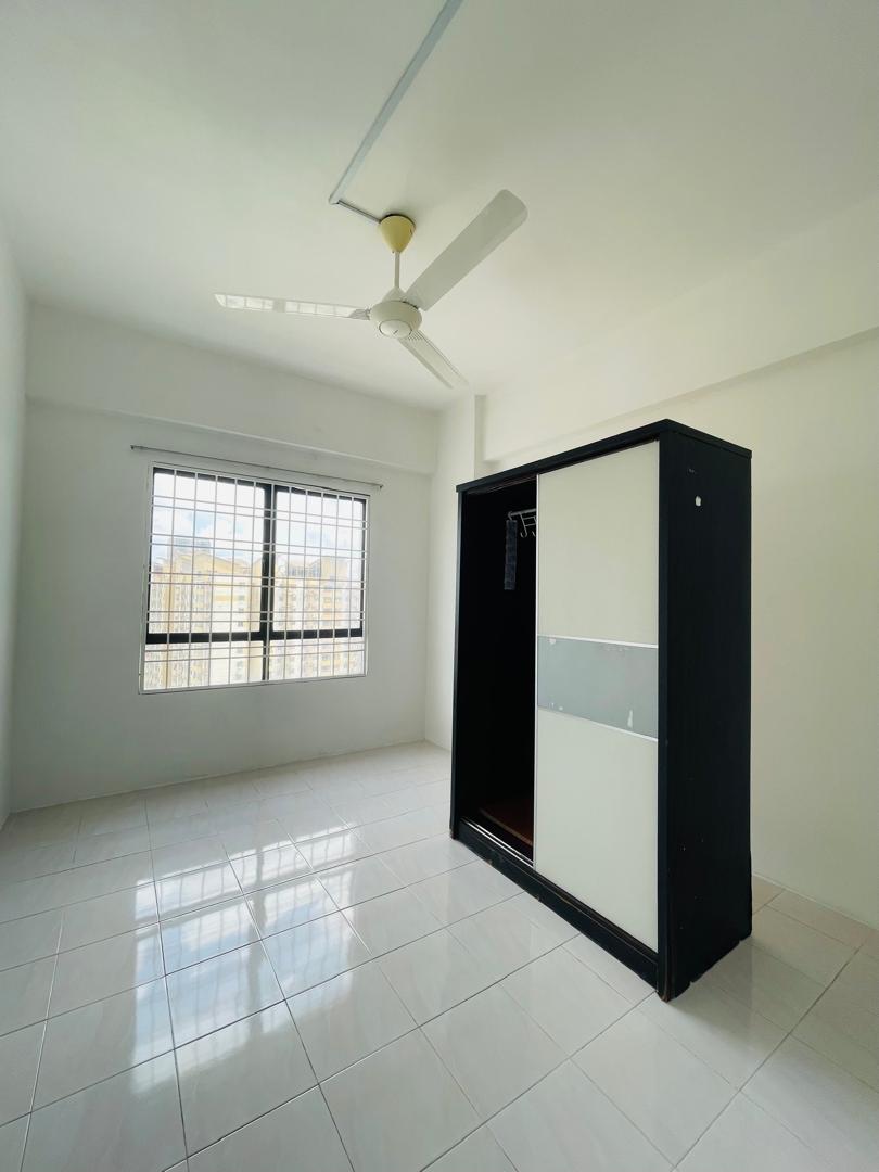 Vista Millennium Condominiums, Puchong, Selangor - photo 3