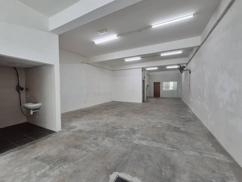 BP7 office unit for rent bandar Bukit Puchong - photo 2