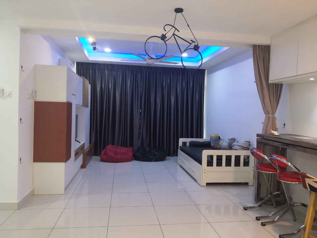 Central Residence B- ...