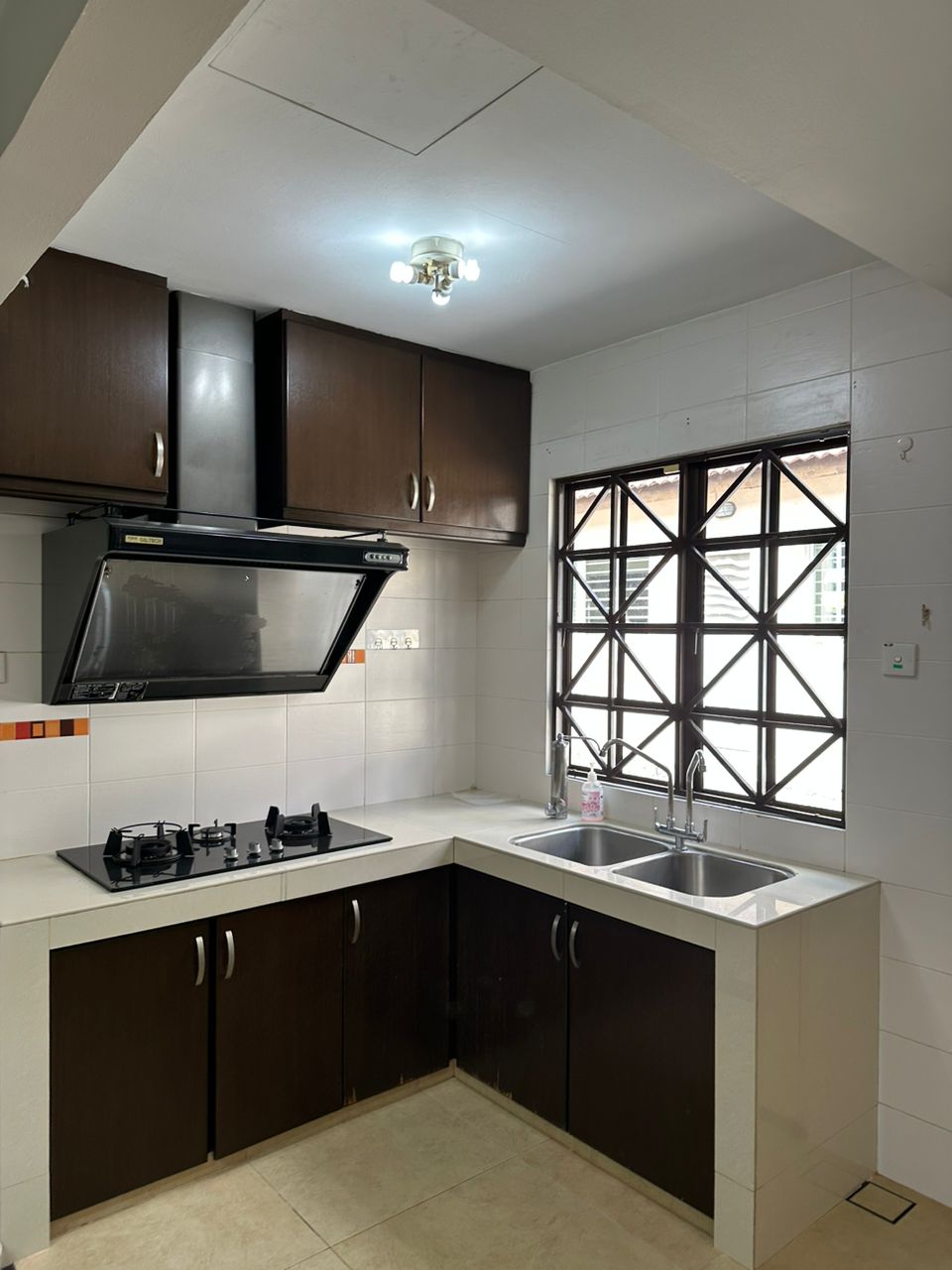 Double Storey Damansara Utama By Jay Ng - photo 4