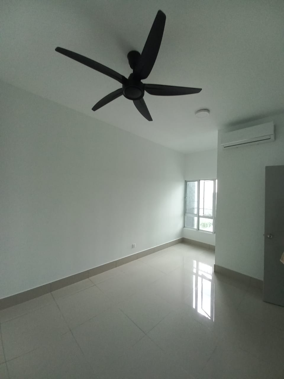 RC Residence Fully Furnished New Unit For Rent - photo 5