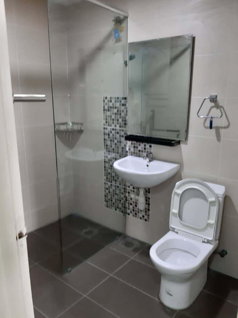 Villa Putra Freehold Penthouse For Sale near PWTC - photo 4