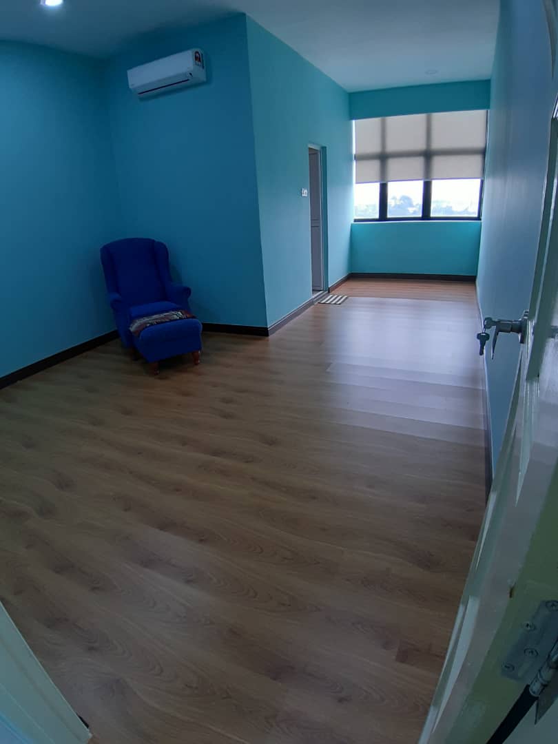 Villa Putra Freehold Penthouse For Sale near PWTC - photo 7