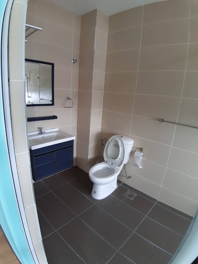 Villa Putra Freehold Penthouse For Sale near PWTC - photo 8
