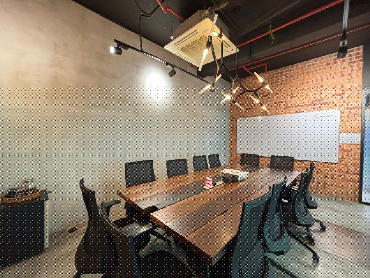 Soho Suites KLCC Office For Rent - photo 3