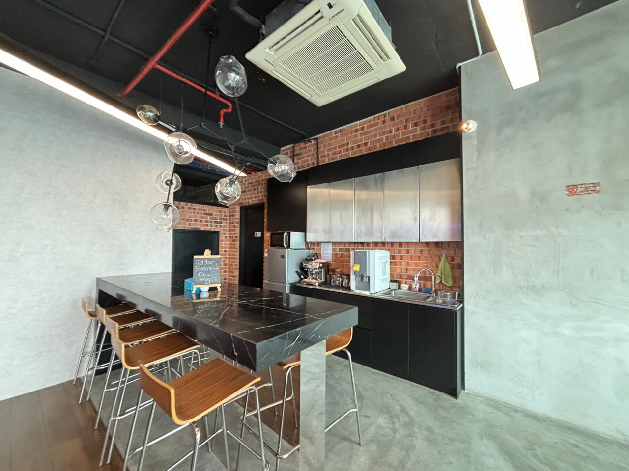 Soho Suites KLCC Office For Rent - photo 8