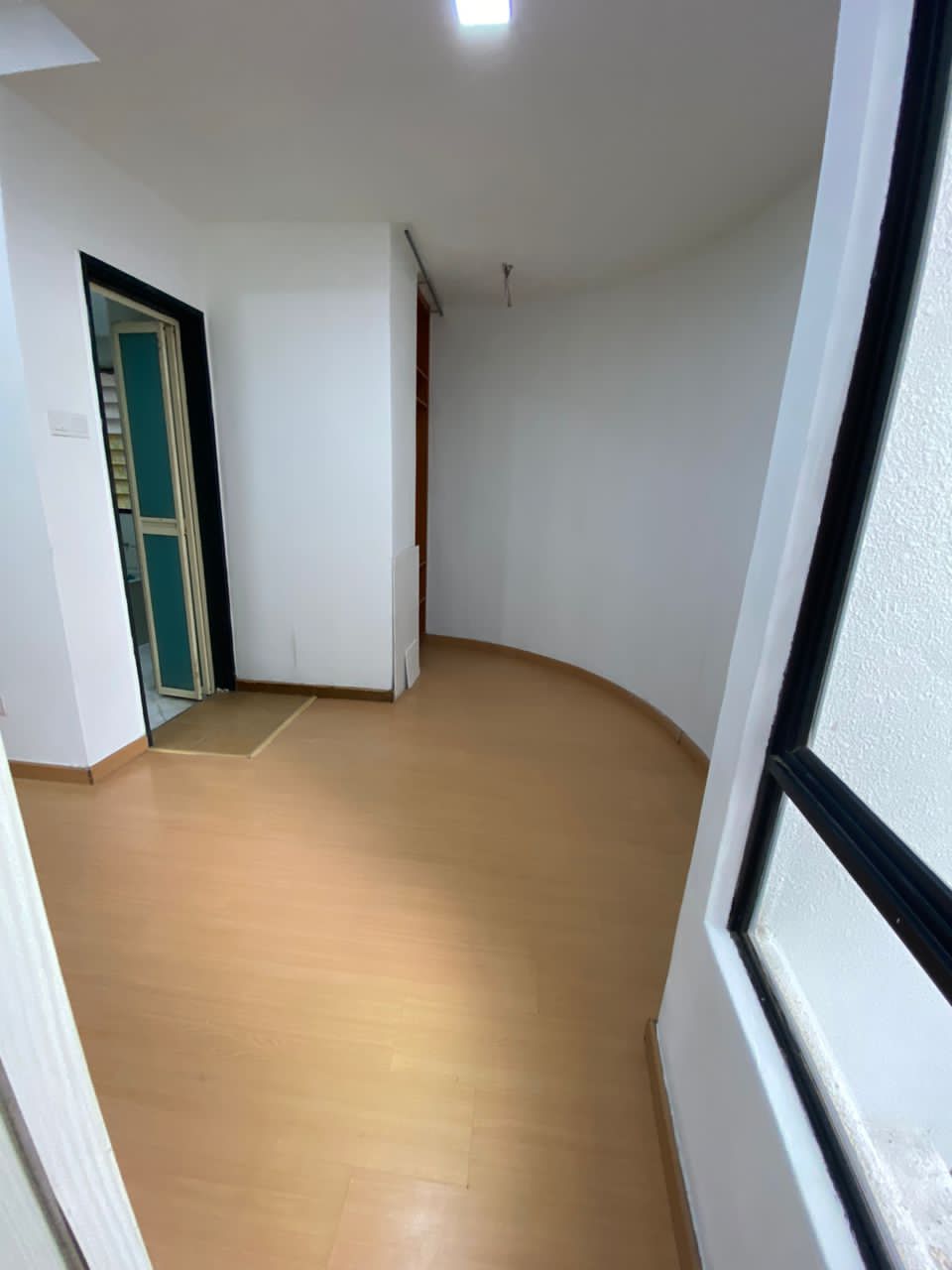 Villa Putra Freehold Huge Condo For Sale near PWTC - photo 5