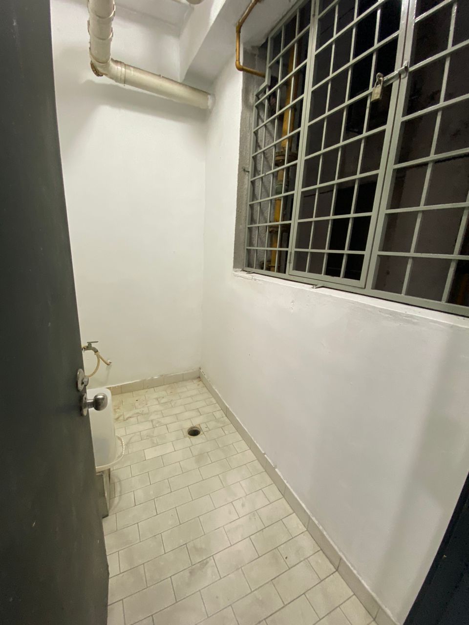 Villa Putra Freehold Huge Condo For Sale near PWTC - photo 8