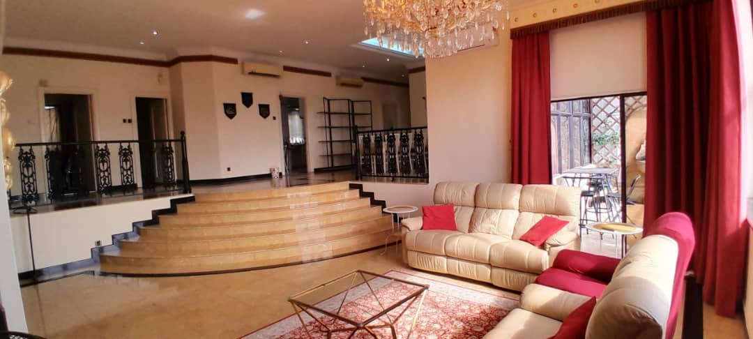 Villa Putra Freehold Penthouse For Sale near PWTC - photo 2