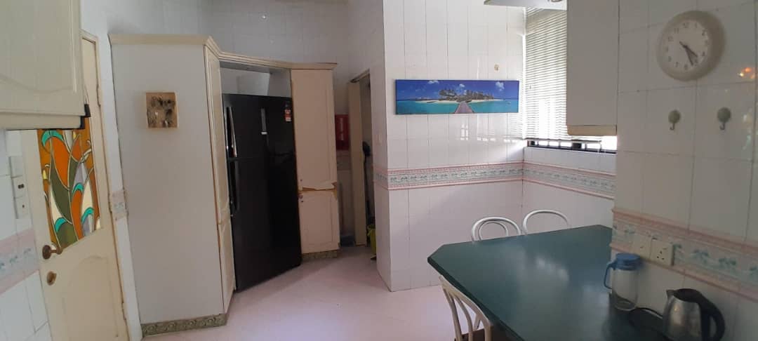 Villa Putra Freehold Penthouse For Sale near PWTC - photo 8