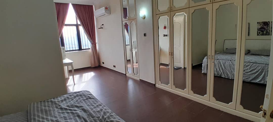 Villa Putra Freehold Penthouse For Sale near PWTC - photo 10