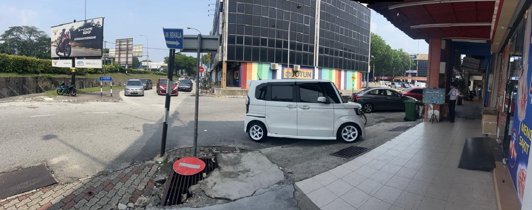 Taman Melawati 3 and a half storey Freehold Shop - photo 5