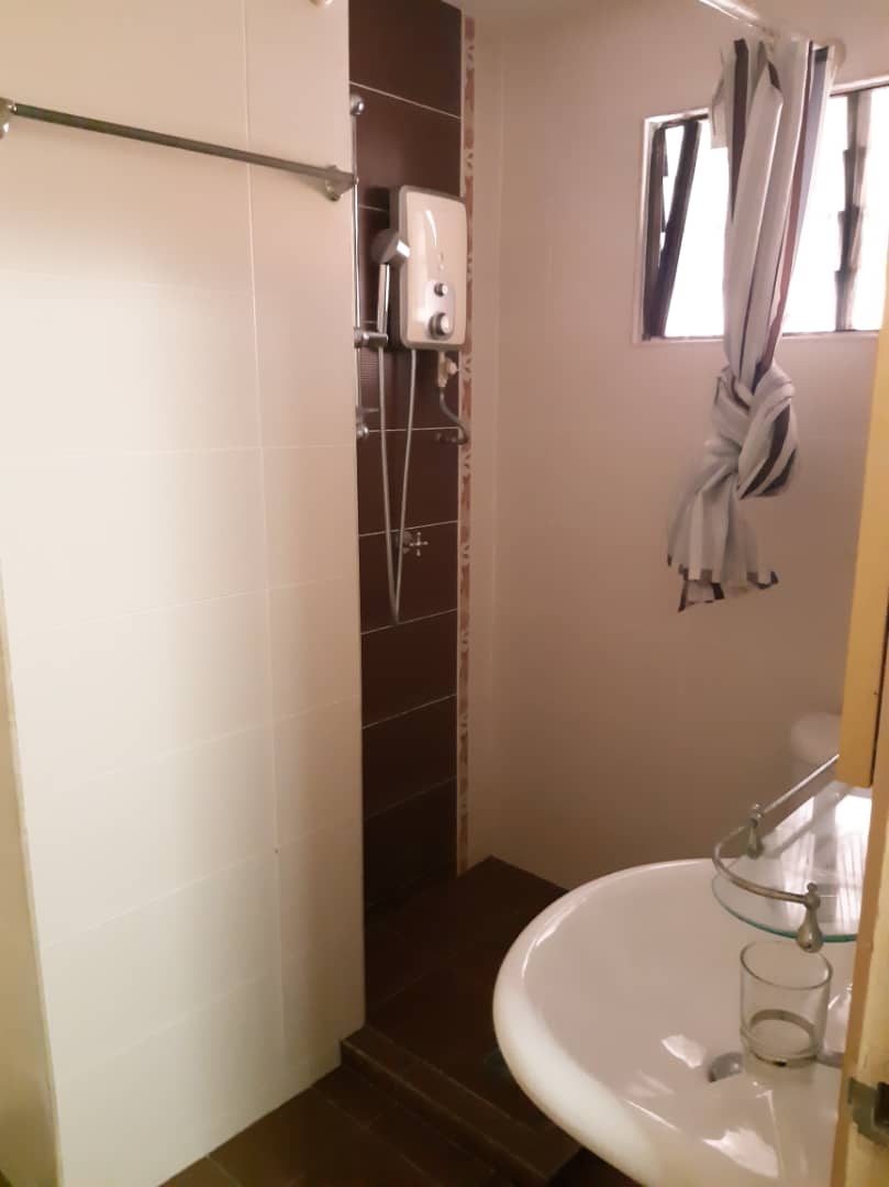 Villa Putra Freehold Huge Condo For Sale near PWTC - photo 8