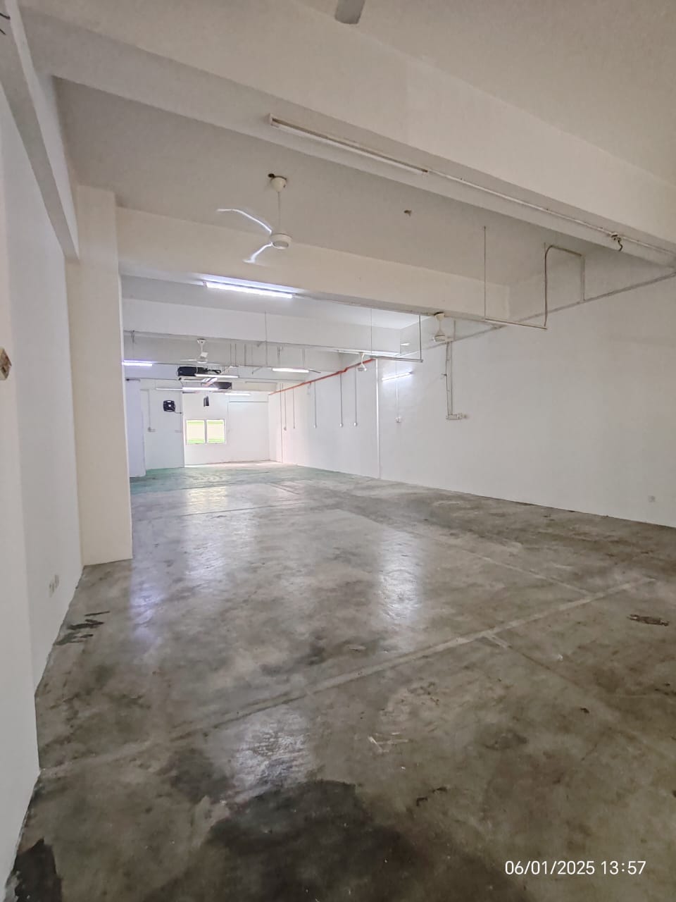Zenith Business Park retail lot Office Storage - photo 5