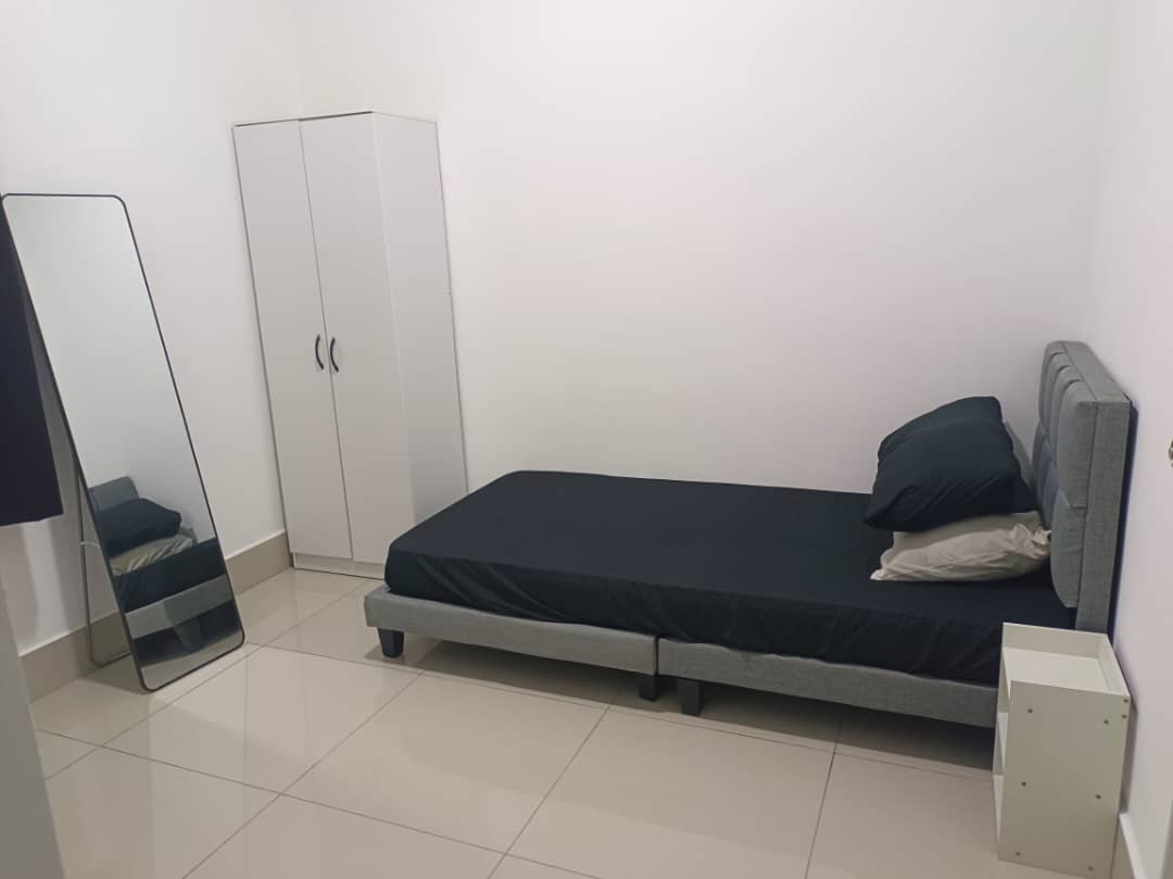 RC Residence Fully Furnished Unit For Rent - photo 9