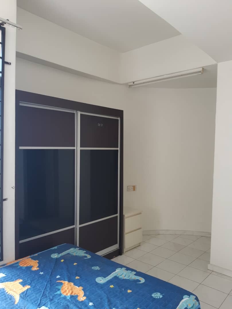Villa Putra Freehold Condo For Sale near PWTC Mall - photo 5