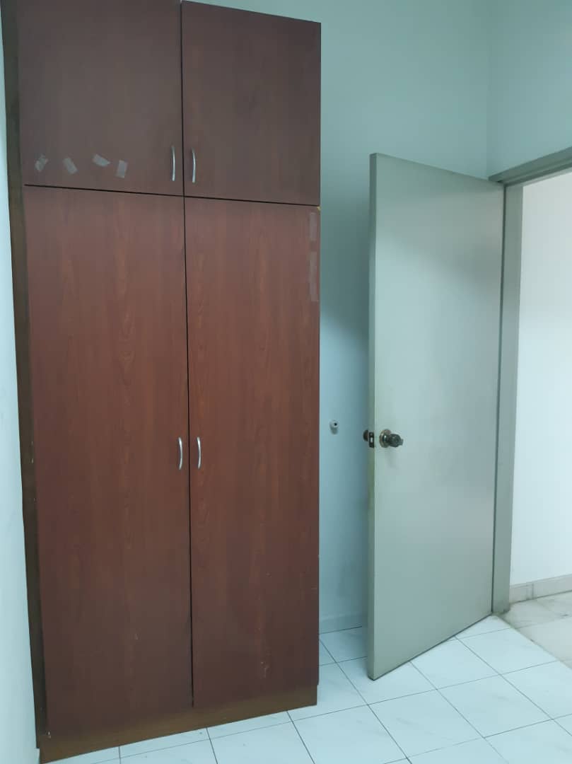 Villa Putra Freehold Condo For Sale near PWTC Mall - photo 9