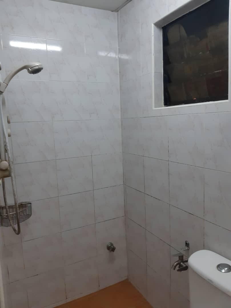 Villa Putra Freehold Condo For Sale near PWTC Mall - photo 13