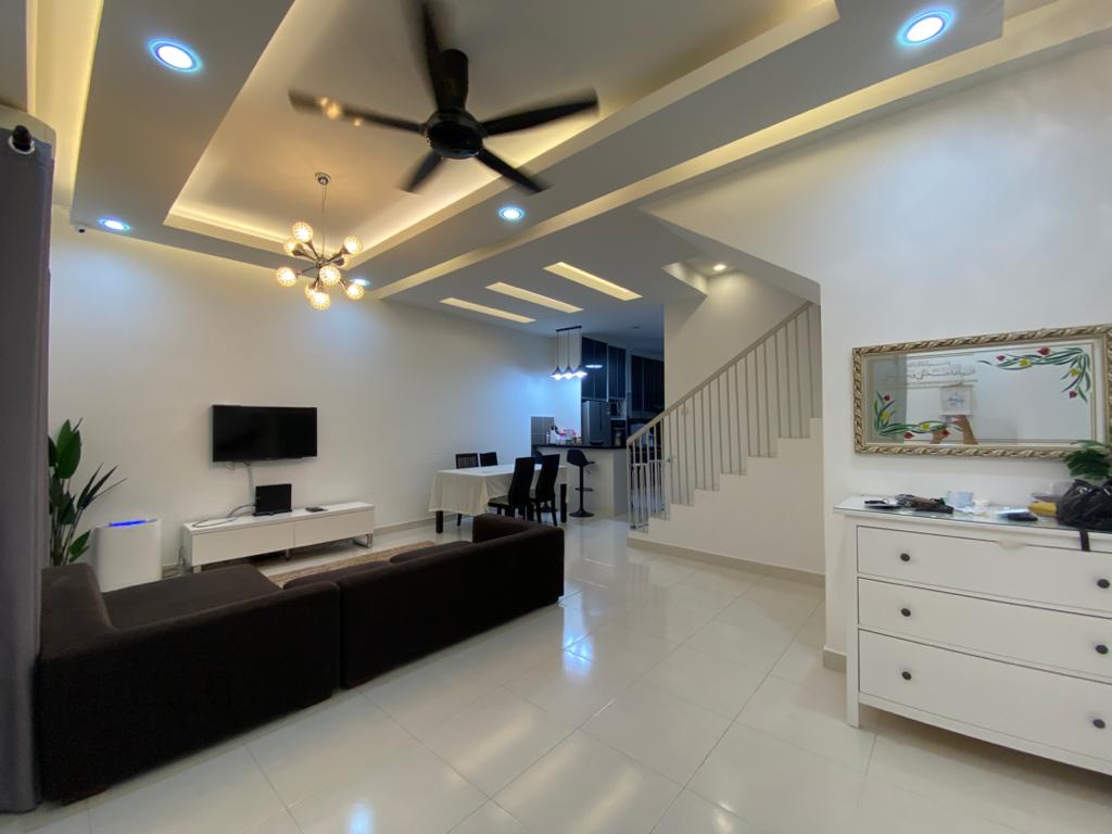 Below MV Fully Furnished Ceri Hillpark Puncak Alam - photo 6
