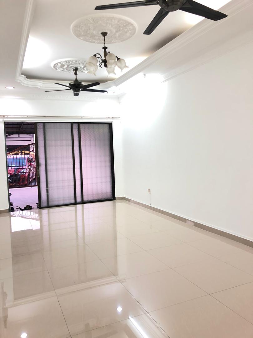 PJS 7 One and Half Storey Bandar Sunway - photo 1
