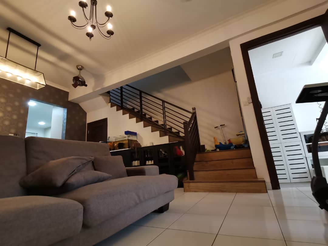 Open Facing 2 Storey House Freehold Precint 14 - photo 4
