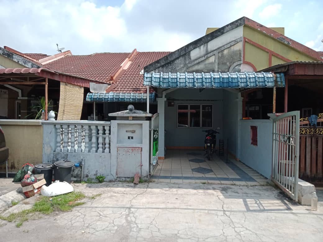 MURAH SINGLE STOREY HOUSE TAMAN PANDAMARAN PERMAI - photo 5