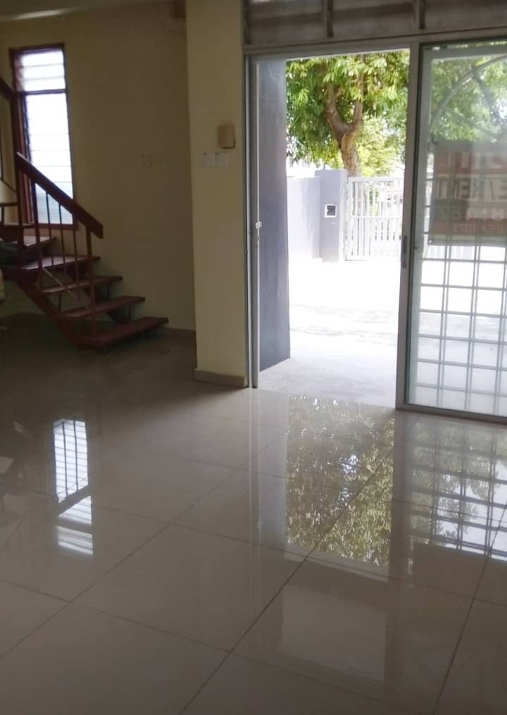 Freehold 2 Storey Bakawali Bukit Sentosa Rawang - photo 4