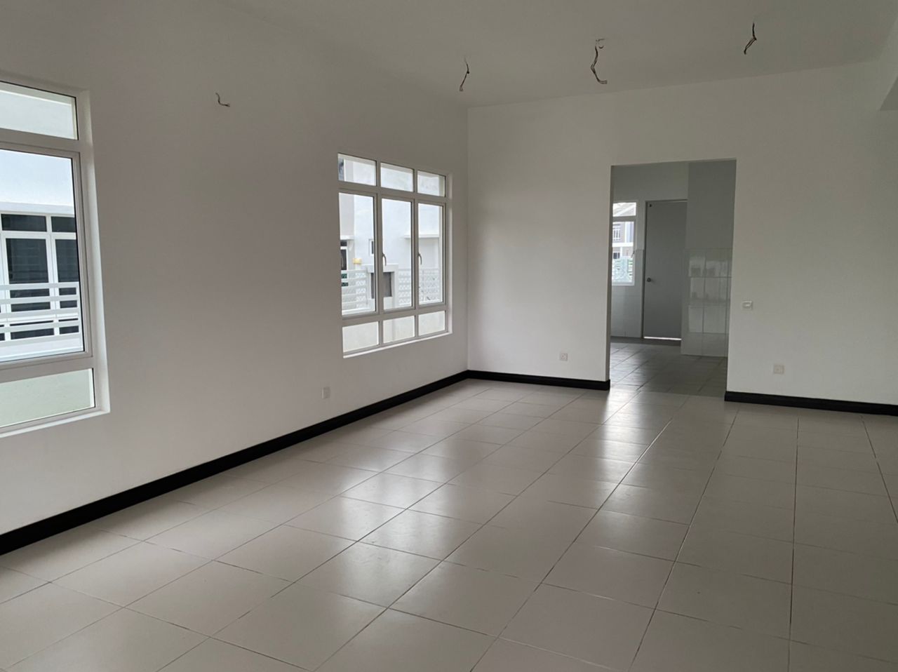 New Double Storey Puteri Elaisya Rawang for rent - photo 5