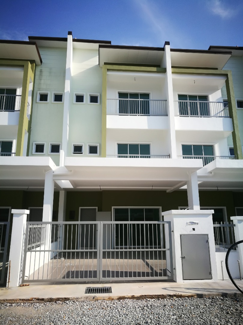 2,5 STOREY TAMAN SENTOSA IMPIAN, PUTRAJAYA FOR SAL