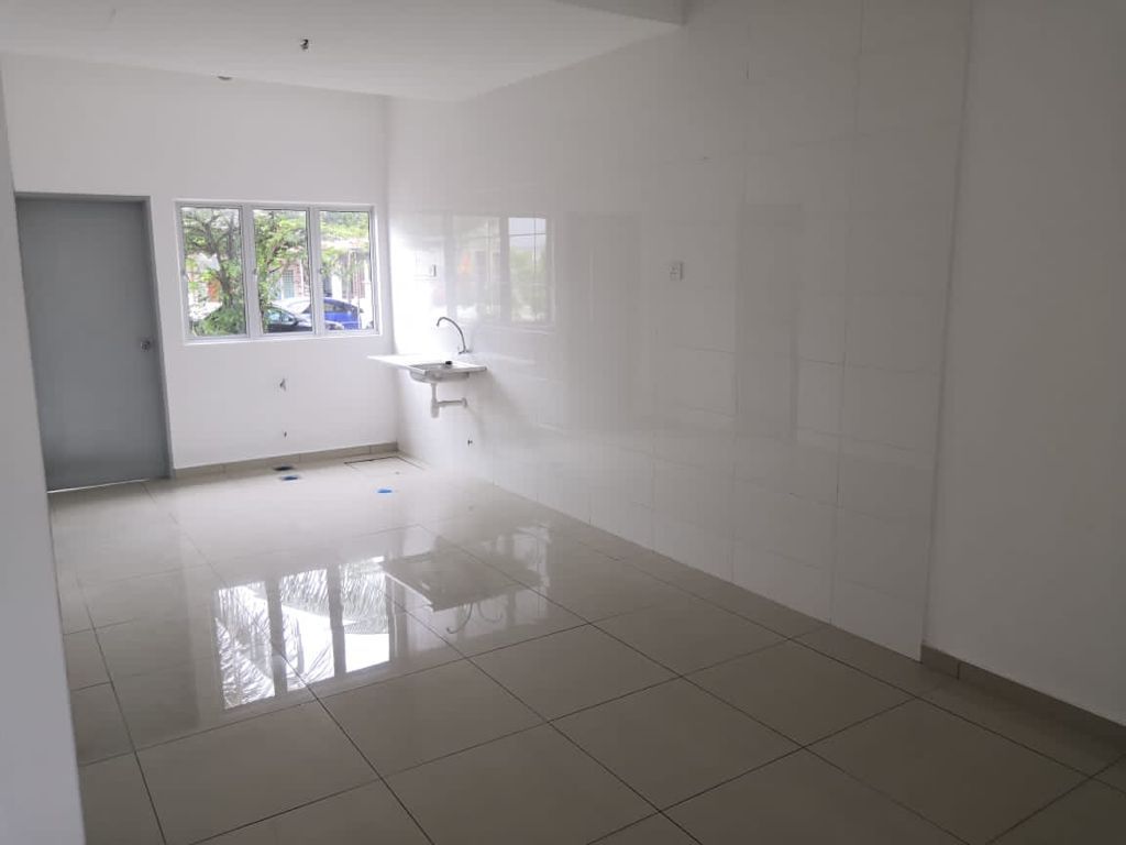 Double Storey Baru untuk Sewa Jalan Bentara Telok - photo 5