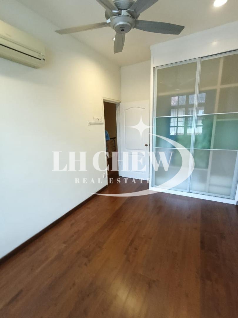 2 Storey Terrace Bukit Kecil Sungai Nibong - photo 3