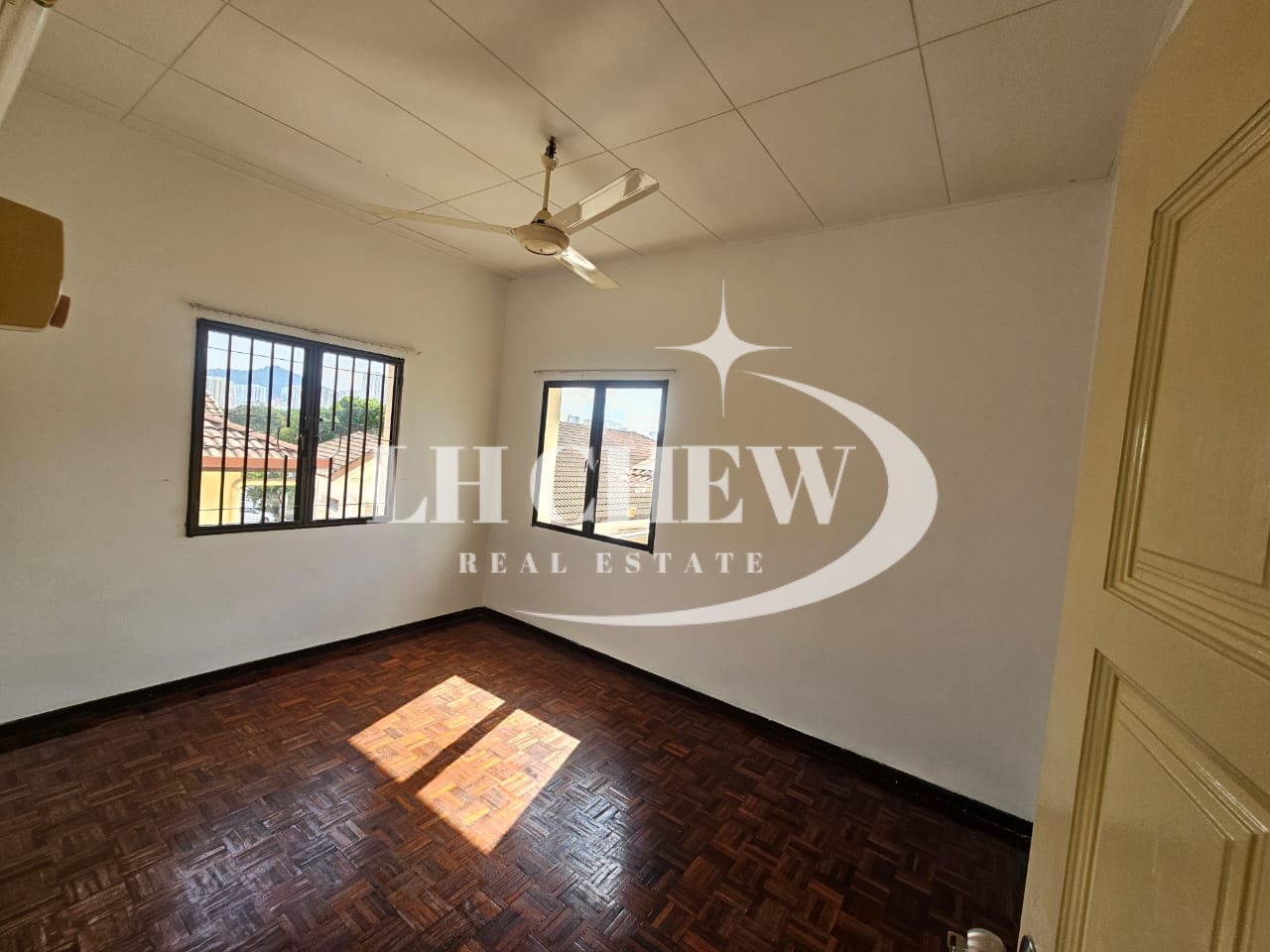 2 Storey Semi D Kenari Sungai Ara CHEAP - photo 8