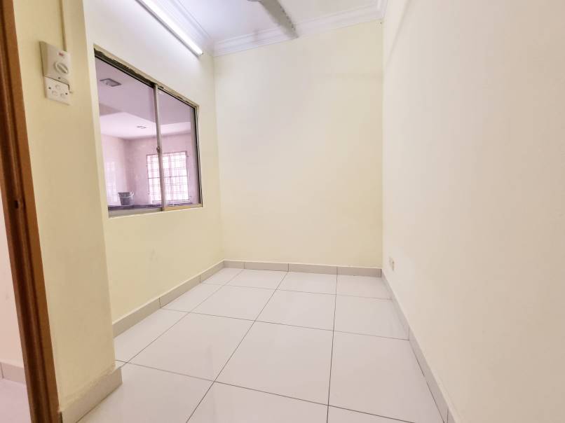 2 Story Taman TP 7 Subang Jaya - photo 5
