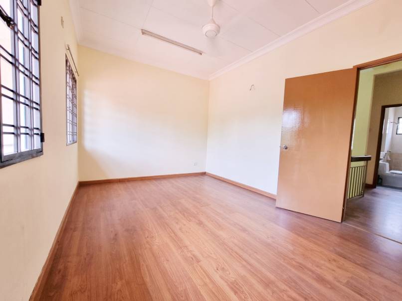 2 Story Taman TP 7 Subang Jaya - photo 6