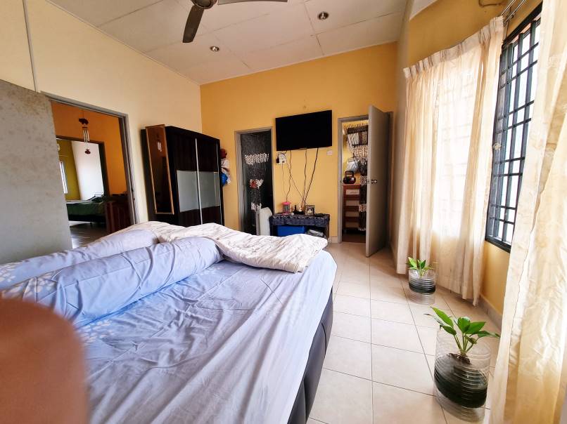 2 Story Desa Bukit Indah Sungai Buloh - photo 7